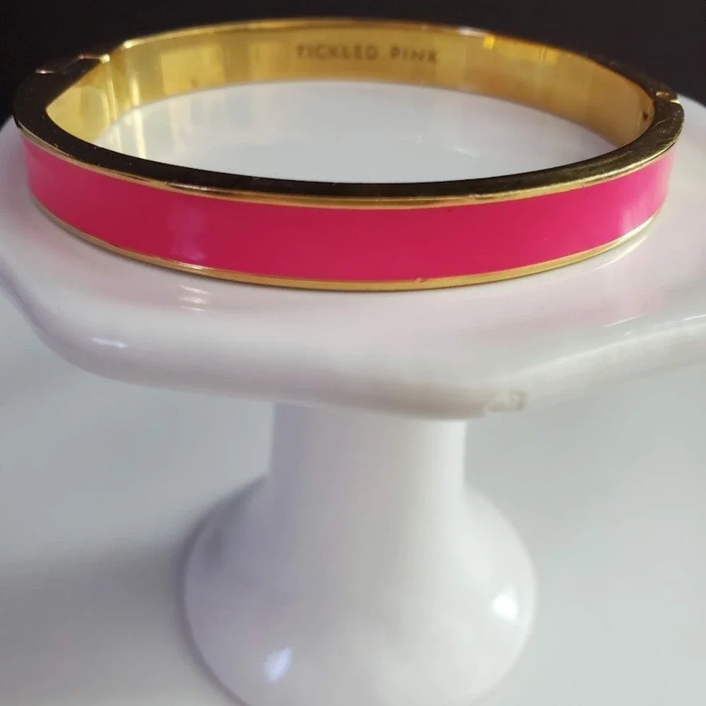 Kate Spade New York Tickled Pink Enamel Bangle Hinge Bracelet Gold Tone 6.5" - Picture 7 of 9